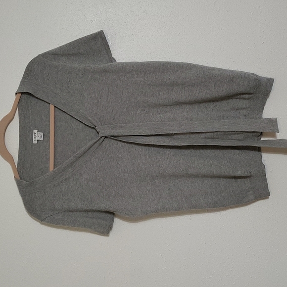J. CREW Tie-Front Sweater size M - Picture 4 of 6